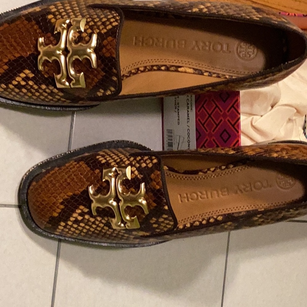 Tory Burch loafer